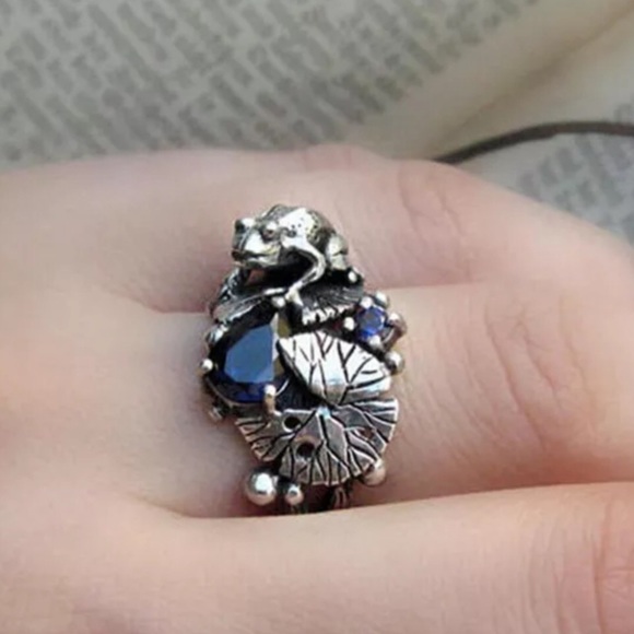 Frog & Lilly Pad Silver Ring! - Picture 8 of 8